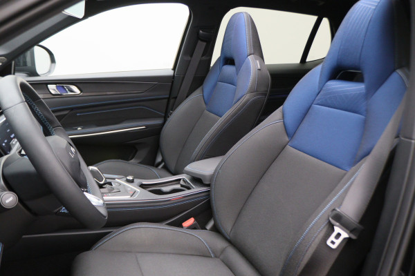 Lynk & Co 01 1.5 360° Camera, Panoramadak, ACC, Apple Carplay, DAB, PDC, 20''