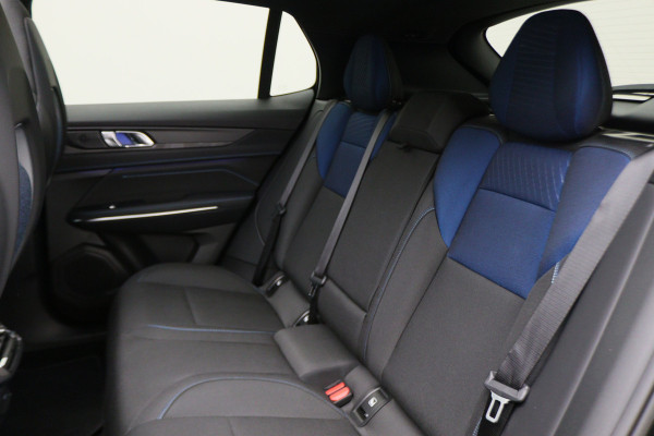 Lynk & Co 01 1.5 360° Camera, Panoramadak, ACC, Apple Carplay, DAB, PDC, 20''