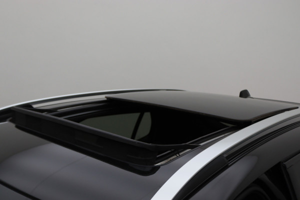 Lynk & Co 01 1.5 360° Camera, Panoramadak, ACC, Apple Carplay, DAB, PDC, 20''