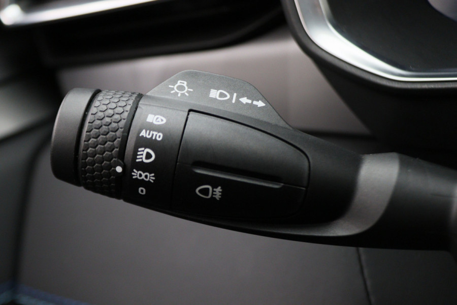 Lynk & Co 01 1.5 360° Camera, Panoramadak, ACC, Apple Carplay, DAB, PDC, 20''