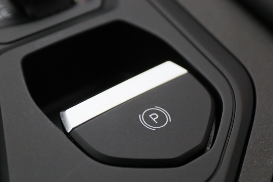 Lynk & Co 01 1.5 360° Camera, Panoramadak, ACC, Apple Carplay, DAB, PDC, 20''