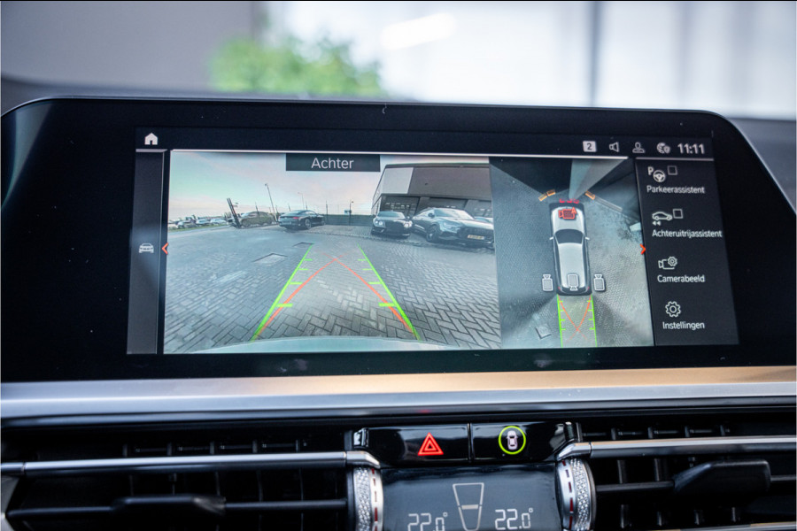 BMW 3 Serie Touring M340i xDrive High Executive - Panorama | H&K | Memory | Laser | 360 Camera | Elek. Trekhaak