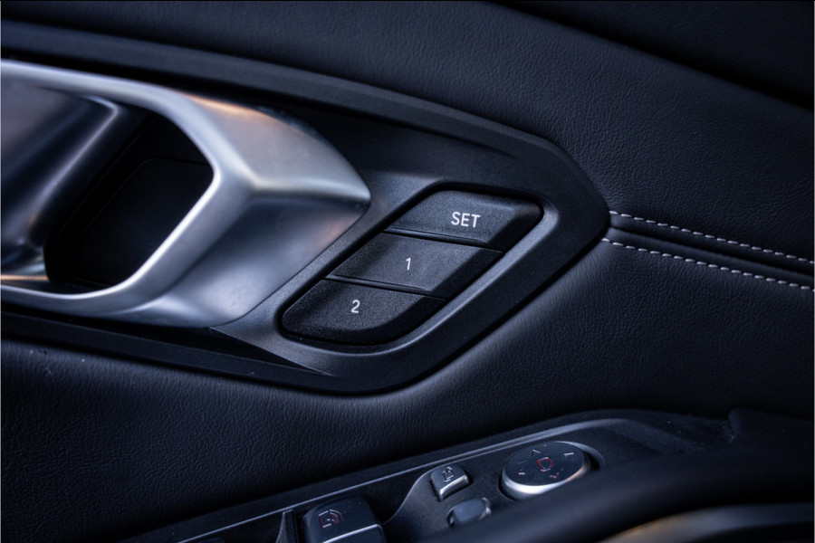 BMW 3 Serie Touring M340i xDrive High Executive - Panorama | H&K | Memory | Laser | 360 Camera | Elek. Trekhaak