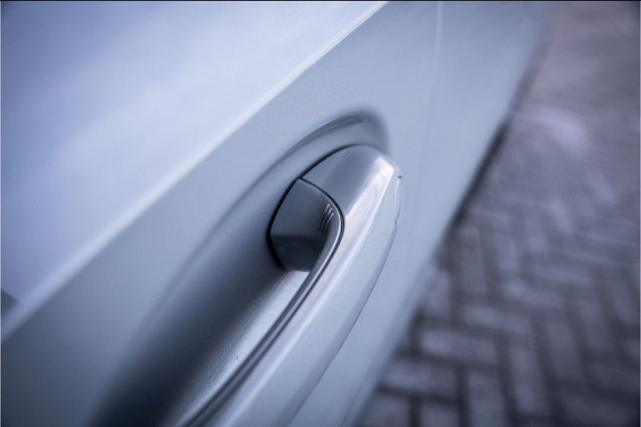 BMW 3 Serie Touring M340i xDrive High Executive - Panorama | H&K | Memory | Laser | 360 Camera | Elek. Trekhaak