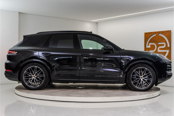 Porsche Cayenne 3.0 E-Hybrid 470PK | InnoDrive | Pano | Matrix | Luchtvering | Bose | Fabrieksgarantie