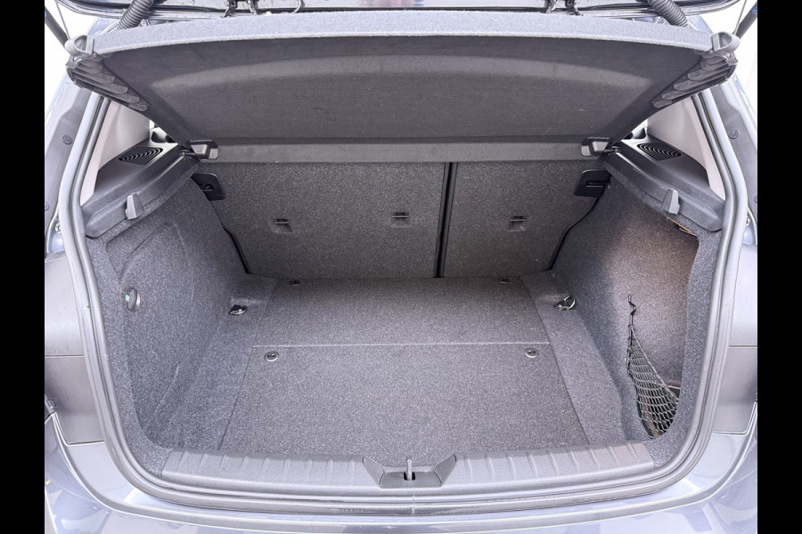 BMW 1-serie 118i AUT-8 Sport Navi Ecc Trekhaak Pdc Sportstoelen Corporate Edition Lmv 17" Regen-Lichtsensor Isofix Bluetooth Origineel Nederlandse Auto Zeer nette BMW 118I
