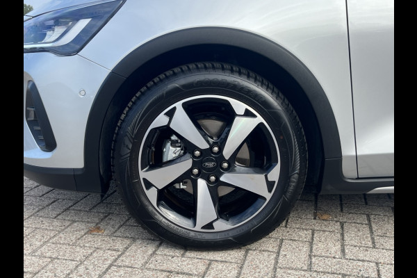Ford FOCUS Wagon 1.0 EBH Active 155PK AUTOMAAT! TREKHAAK! DRIVERPACK! WINTERPACK