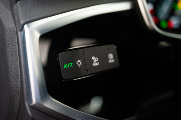 Audi Q3 Sportback 45 TFSI e S Business 245PK | Pano | Acc | Leder | Carplay | Stoelverw. | 12 MND Garantie