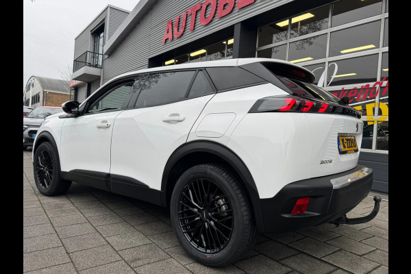 Peugeot 2008 1.2 PureTech Active Pack - Navigatie / Apple CarPlay I Airco I 18" Sport velgen LED I PDC I Dealer onderhouden