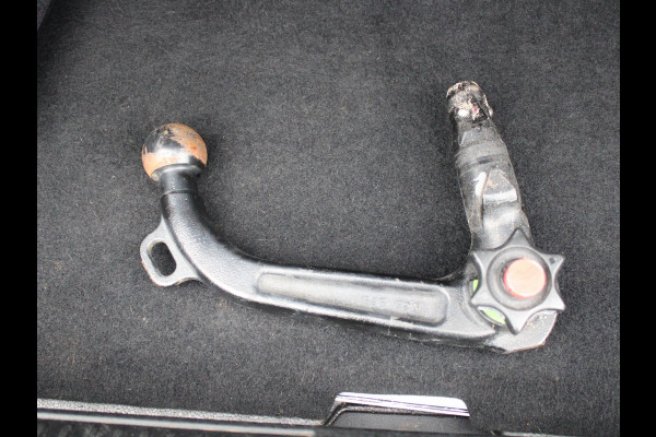 Alfa Romeo Giulia 2.0T Super | 320 PK | RAGAZZON EINDDEMPER | LEDEREN BEKLEDING | AFNEEMBARE TREKHAAK |