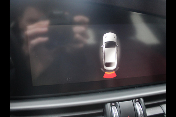 Alfa Romeo Giulia 2.0T Super | 320 PK | RAGAZZON EINDDEMPER | LEDEREN BEKLEDING | AFNEEMBARE TREKHAAK |