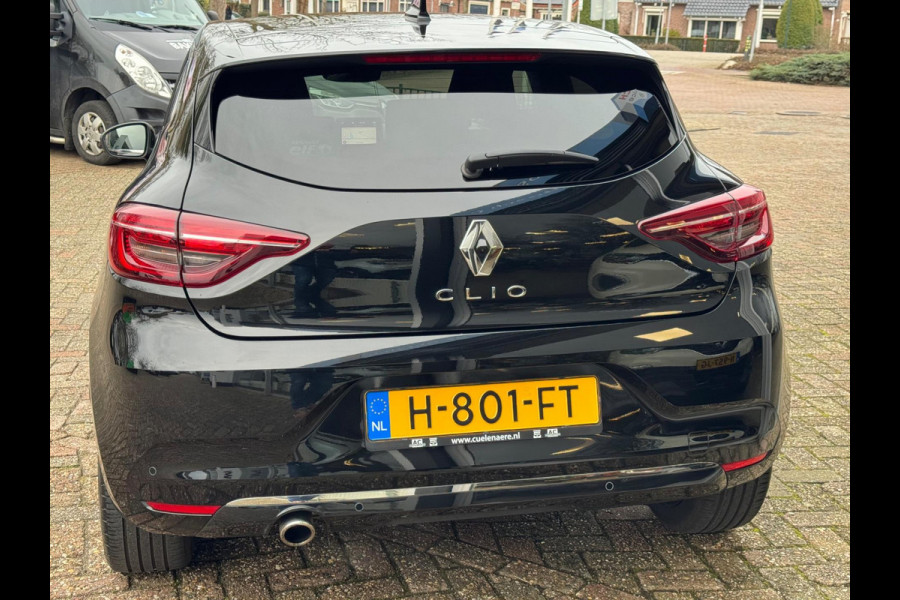 Renault Clio TCe 100 Initiale Paris