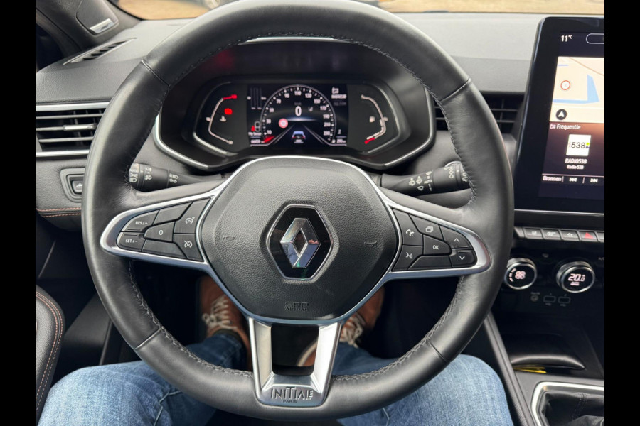 Renault Clio TCe 100 Initiale Paris