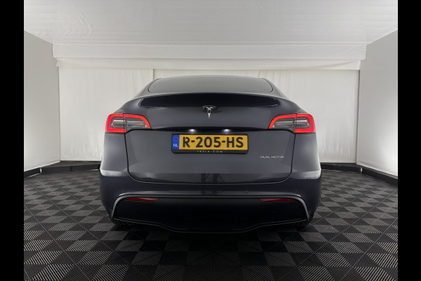 Tesla Model Y Long Range AWD 75 kWh [ 3-Fase ] {SOH-87%} (INCL-BTW) Aut. *PANO | AUTO-PILOT | LEATHER | NAVI-FULLMAP | MATRIX-LED | KEYLESS | CAMERA | DAB+ | HEATED-COMFORTSEATS | PRIVACY-GLASS | TOPVIEW |  19''ALU*