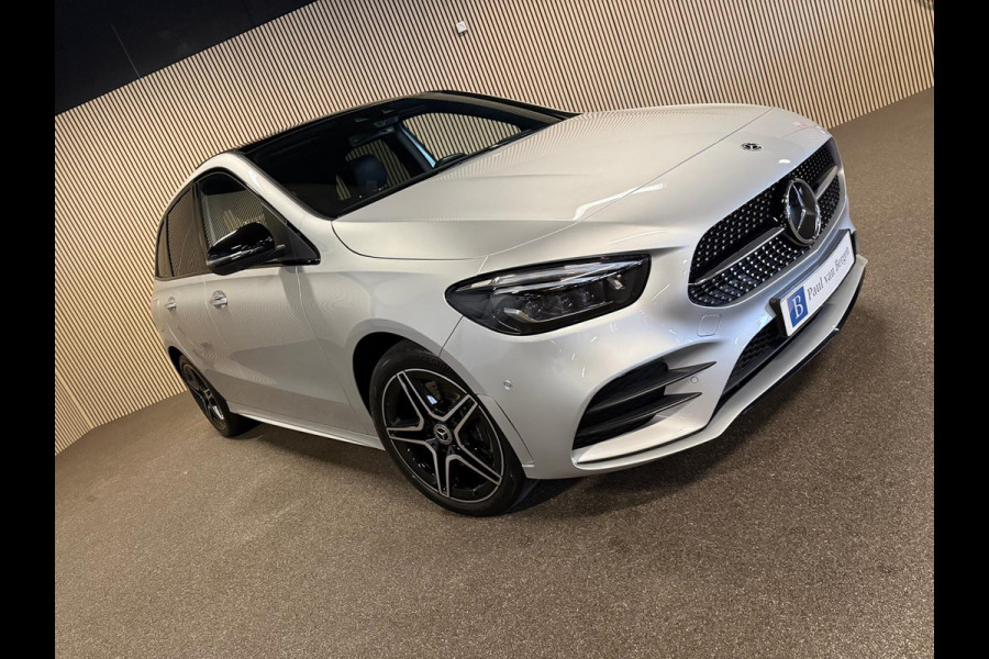Mercedes-Benz B-Klasse 250e AMG STYLING-PANORAMA-KEYLESS-DISCTRONIC-CAMERA-HEAD UP-ZEER COMPLEET