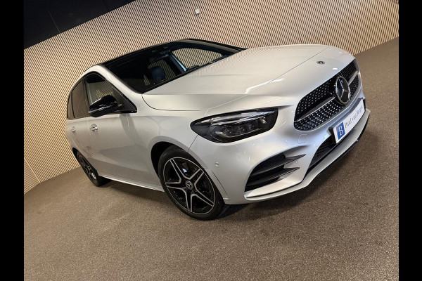 Mercedes-Benz B-Klasse 250e AMG STYLING-PANORAMA-KEYLESS-DISCTRONIC-CAMERA-HEAD UP-ZEER COMPLEET