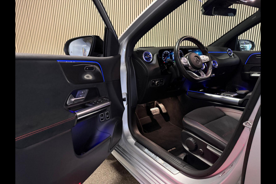 Mercedes-Benz B-Klasse 250e AMG STYLING-PANORAMA-KEYLESS-DISCTRONIC-CAMERA-HEAD UP-ZEER COMPLEET