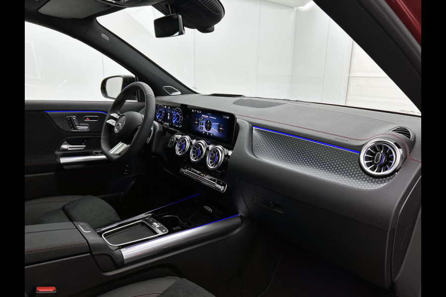 Mercedes-Benz EQA 250+ Business Solution AMG 71 kWh | Nightpakket | 20 inch AMG velgen | Memorypakket | Augmented Reality navigatie | Burmester® 3D sound systeem | 360° camera | Head-up display | Panoramaschuifdak | GUARD 360° Voertuigbescherming Plus |