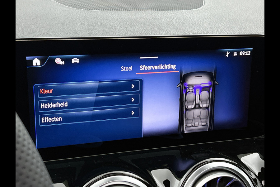 Mercedes-Benz EQA 250+ Business Solution AMG 71 kWh | Nightpakket | 20 inch AMG velgen | Memorypakket | Augmented Reality navigatie | Burmester® 3D sound systeem | 360° camera | Head-up display | Panoramaschuifdak | GUARD 360° Voertuigbescherming Plus |
