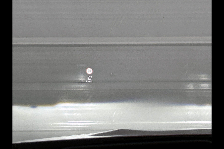 Mercedes-Benz EQA 250+ Business Solution AMG 71 kWh | Nightpakket | 20 inch AMG velgen | Memorypakket | Augmented Reality navigatie | Burmester® 3D sound systeem | 360° camera | Head-up display | Panoramaschuifdak | GUARD 360° Voertuigbescherming Plus |