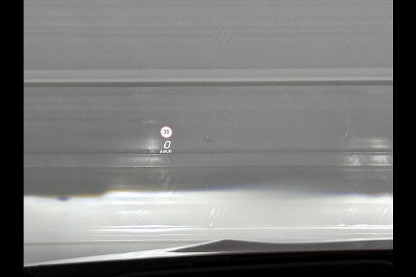 Mercedes-Benz EQA 250+ Business Solution AMG 71 kWh | Nightpakket | 20 inch AMG velgen | Memorypakket | Augmented Reality navigatie | Burmester® 3D sound systeem | 360° camera | Head-up display | Panoramaschuifdak | GUARD 360° Voertuigbescherming Plus |