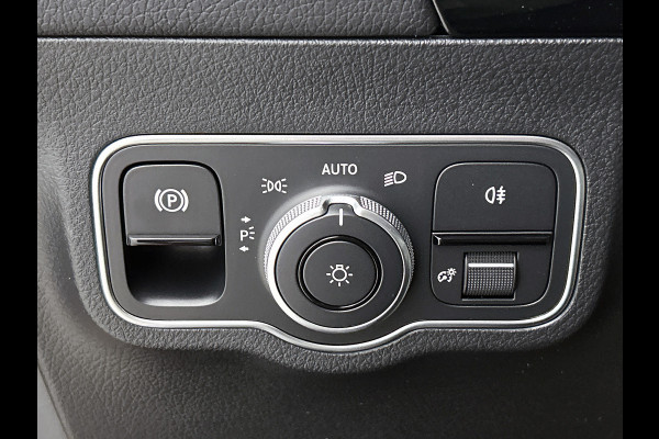 Mercedes-Benz EQA 250+ Business Solution AMG 71 kWh | Nightpakket | 20 inch AMG velgen | Memorypakket | Augmented Reality navigatie | Burmester® 3D sound systeem | 360° camera | Head-up display | Panoramaschuifdak | GUARD 360° Voertuigbescherming Plus |