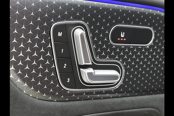 Mercedes-Benz EQA 250+ Business Solution AMG 71 kWh | Nightpakket | 20 inch AMG velgen | Memorypakket | Augmented Reality navigatie | Burmester® 3D sound systeem | 360° camera | Head-up display | Panoramaschuifdak | GUARD 360° Voertuigbescherming Plus |