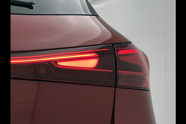 Mercedes-Benz EQA 250+ Business Solution AMG 71 kWh | Nightpakket | 20 inch AMG velgen | Memorypakket | Augmented Reality navigatie | Burmester® 3D sound systeem | 360° camera | Head-up display | Panoramaschuifdak | GUARD 360° Voertuigbescherming Plus |