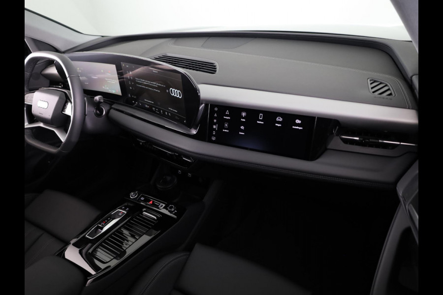 Audi Q6 e-tron Advanced edition 83Kwh 252 pk SUV | Tech pakket plus | Glazen panoramadak | Sportstoelen | Frunk |