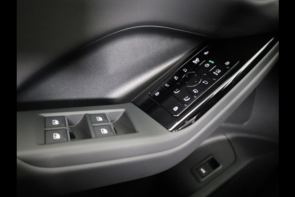 Audi Q6 e-tron Advanced edition 83Kwh 252 pk SUV | Tech pakket plus | Glazen panoramadak | Sportstoelen | Frunk |