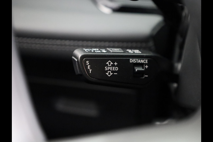 Audi Q6 e-tron Advanced edition 83Kwh 252 pk SUV | Tech pakket plus | Glazen panoramadak | Sportstoelen | Frunk |