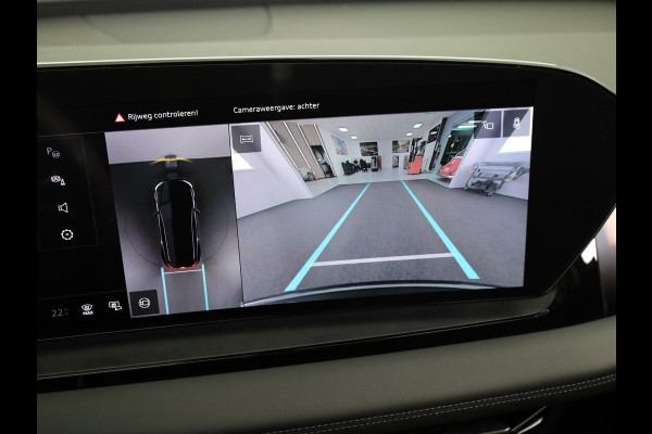 Audi Q6 e-tron Advanced edition 83Kwh 252 pk SUV | Tech pakket plus | Glazen panoramadak | Sportstoelen | Frunk |