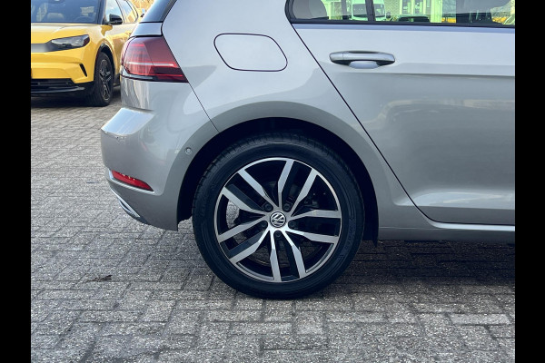 Volkswagen e-Golf e-Golf Verwarmde voorstoelen | Lederen bekleding | Achteruitrijcamera | Warmtepomp