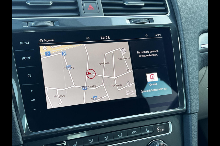 Volkswagen e-Golf e-Golf Verwarmde voorstoelen | Lederen bekleding | Achteruitrijcamera | Warmtepomp