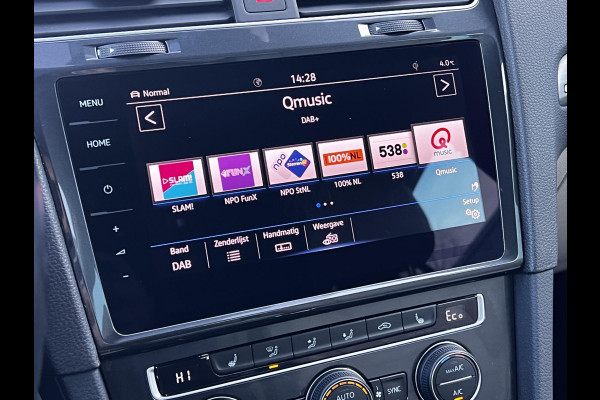 Volkswagen e-Golf e-Golf Verwarmde voorstoelen | Lederen bekleding | Achteruitrijcamera | Warmtepomp