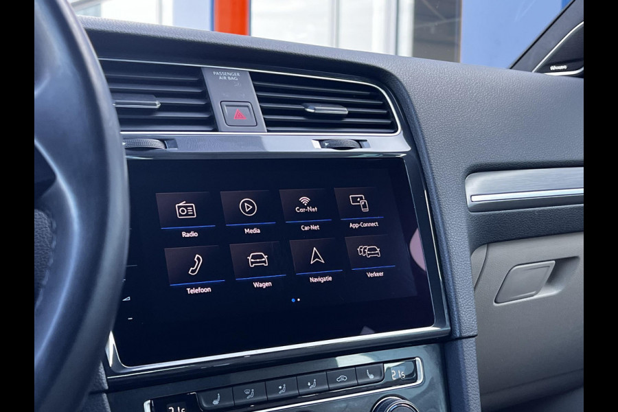 Volkswagen e-Golf e-Golf Verwarmde voorstoelen | Lederen bekleding | Achteruitrijcamera | Warmtepomp