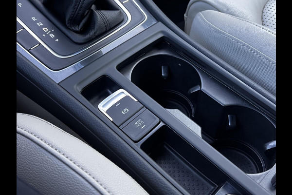 Volkswagen e-Golf e-Golf Verwarmde voorstoelen | Lederen bekleding | Achteruitrijcamera | Warmtepomp