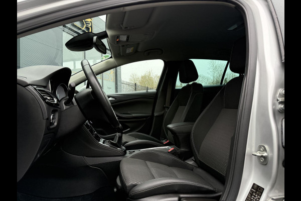 Opel Astra Sports Tourer 1.4 Innovation Dealer Onderhouden,Trekhaak,Navi,Camera,Halfleder,150pk,Rijstrooksensor,Clima,Cruise,PDC V+A,Keyless,BSD,Elekt.Stoel,Nieuwe Apk bij Aflevering