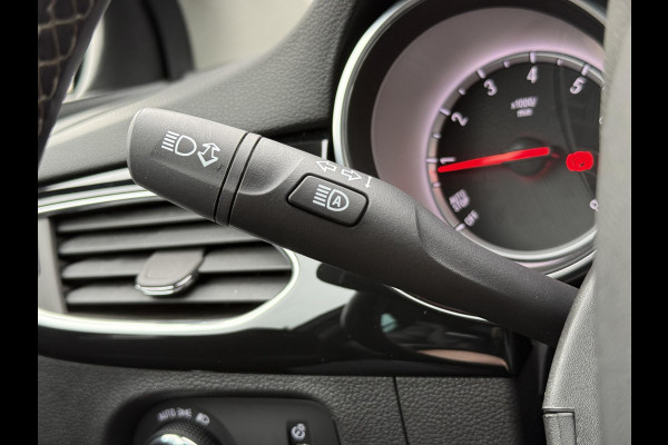 Opel Astra Sports Tourer 1.4 Innovation Dealer Onderhouden,Trekhaak,Navi,Camera,Halfleder,150pk,Rijstrooksensor,Clima,Cruise,PDC V+A,Keyless,BSD,Elekt.Stoel,Nieuwe Apk bij Aflevering