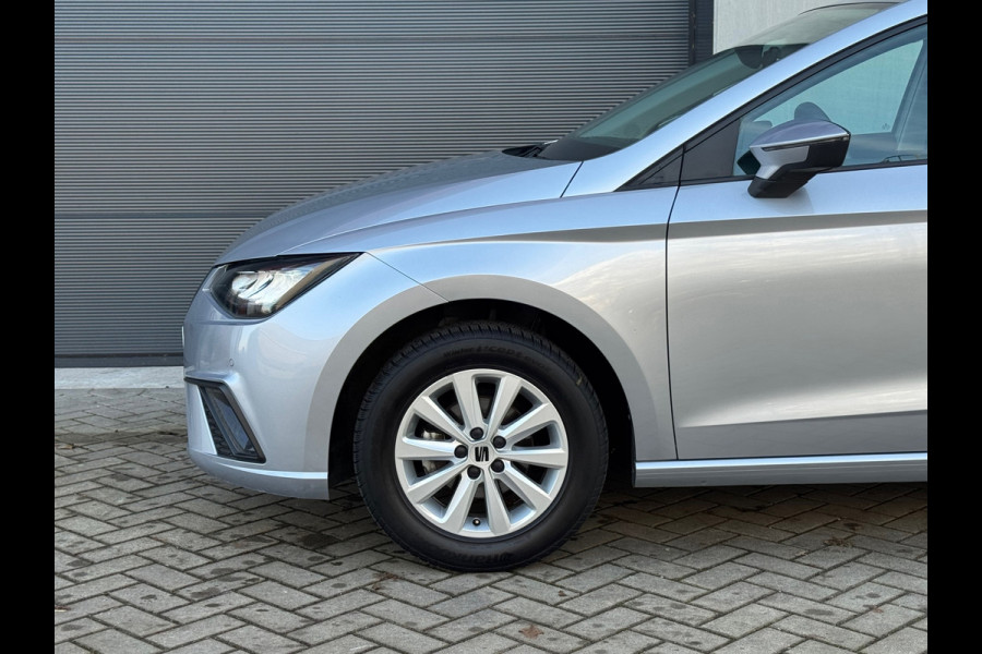 Seat Ibiza 1.0 EcoTSI Style * Navigatie * Parkeersensoren * Climate Control * Lichtmetalen Velgen *