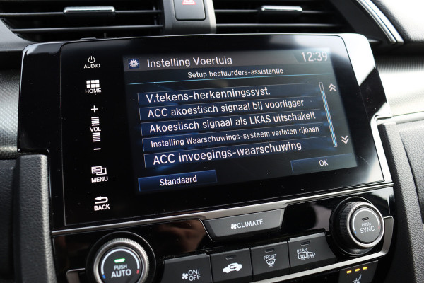 Honda Civic 1.0 i-VTEC Elegance | Adaptive Cruise Control | Stoelverwarming | Camera | Apple Carplay/Android Auto | Climate Control | DAB | Mistlampen |