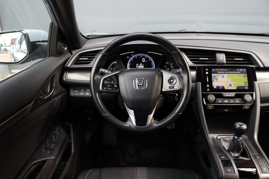 Honda Civic 1.0 i-VTEC Elegance | Adaptive Cruise Control | Stoelverwarming | Camera | Apple Carplay/Android Auto | Climate Control | DAB | Mistlampen |