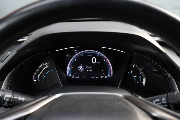 Honda Civic 1.0 i-VTEC Elegance | Adaptive Cruise Control | Stoelverwarming | Camera | Apple Carplay/Android Auto | Climate Control | DAB | Mistlampen |