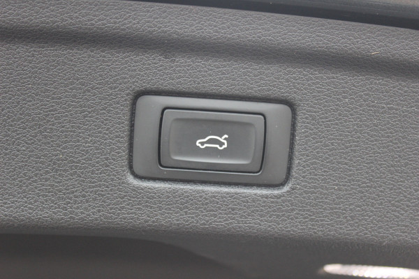 Audi A5 Sportback 1.4 TFSI Sport S-line Edition / Navigatie / Half leder / Parkeerhulp achter / 18'' / LED Koplampen / Cruise Control