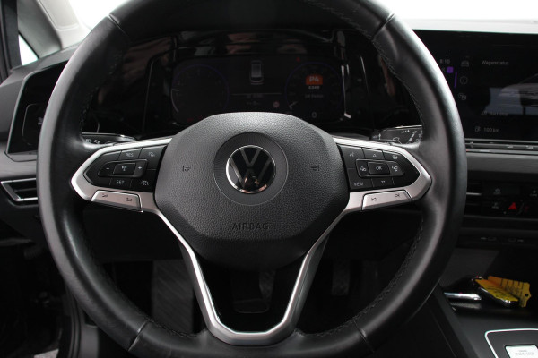Volkswagen Golf Variant 1.5 eTSI 150pk DSG Style | Navigatie | Apple Carplay/Android Auto | Lane Assist | Dodehoek Assistent | Head-up Display |Park Assist | Parkeersensoren | Camera | Stuur- en stoelverwarming | Keyless Entry/Start | LED-verlichting voor