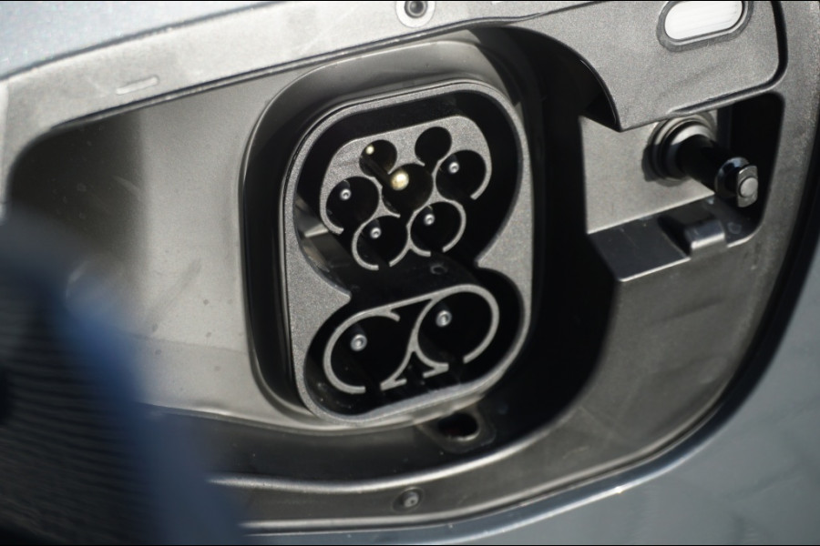 Volkswagen Tiguan 1.5 TSI eHybrid 272 PK R-Line Plus | 2.000KG TREKGEWICHT