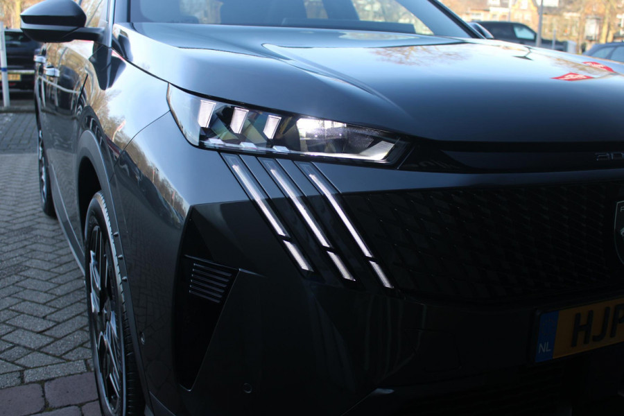 Peugeot 3008 1.2 Hybrid 145PK GT | PANORAMISCH SCHUIF / KANTELDAK | ELEKTRISCH BEDIENBARE ACHTERKLEP | AFNEEMBARE TREKHAAK | NAVIGATIE | FOCAL PREMIUM AUDIO SYSTEEM | DRAADLOZE APPLE CARPLAY/ANDROID AUTO | DRAADLOOS LADEN  | SFEER VERLICHTING | ACHTERUITRIJ CAMERA | PARKEERSENSOREN VOOR EN ACHTER | FULL LED KOPLAMPEN | KEYLESS ENTRY/START | ADAPTIVE CRUISE CONTROL | STOEL/STUUR VERWARMING | LICHTMETALEN VELGEN 19" | DODEHOEK DETECTIE |