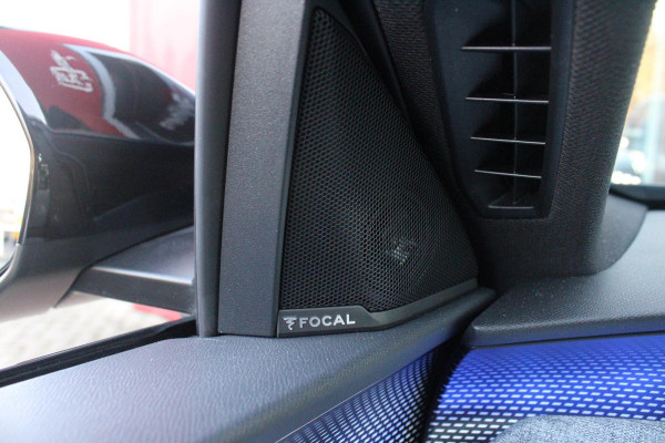 Peugeot 3008 1.2 Hybrid 145PK GT | PANORAMISCH SCHUIF / KANTELDAK | ELEKTRISCH BEDIENBARE ACHTERKLEP | AFNEEMBARE TREKHAAK | NAVIGATIE | FOCAL PREMIUM AUDIO SYSTEEM | DRAADLOZE APPLE CARPLAY/ANDROID AUTO | DRAADLOOS LADEN  | SFEER VERLICHTING | ACHTERUITRIJ CAMERA | PARKEERSENSOREN VOOR EN ACHTER | FULL LED KOPLAMPEN | KEYLESS ENTRY/START | ADAPTIVE CRUISE CONTROL | STOEL/STUUR VERWARMING | LICHTMETALEN VELGEN 19" | DODEHOEK DETECTIE |