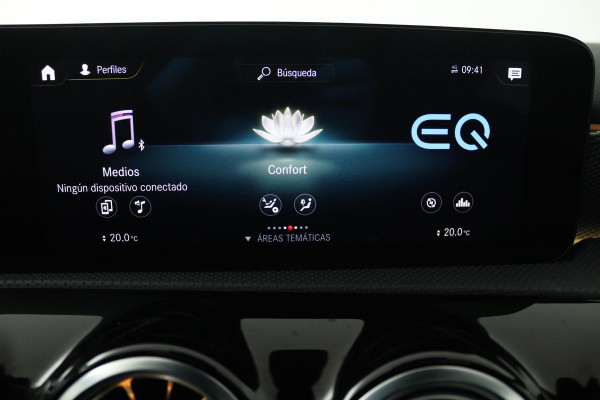 Mercedes-Benz A-Klasse 250 e Business Solution Luxury Limited (PANORAMADAK, STOELVERWARMING, ELEKTR STOELEN, SFEERVERLICHTING)