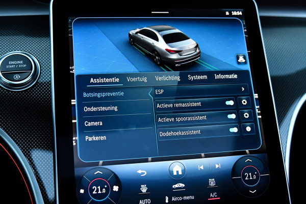 Mercedes-Benz C-Klasse 300 AMG Night. Pano, Carbon, Digital, Camera, Dodeh, 19'', CarPlay!